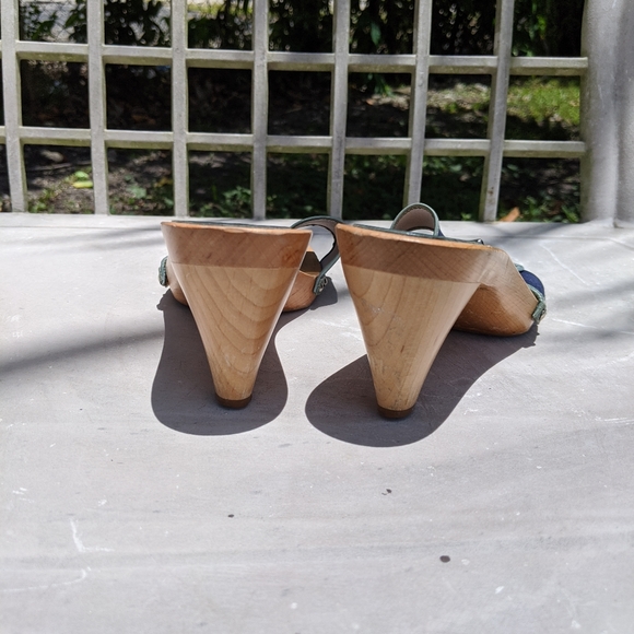 Coach Clogs - Picture 2 of 10